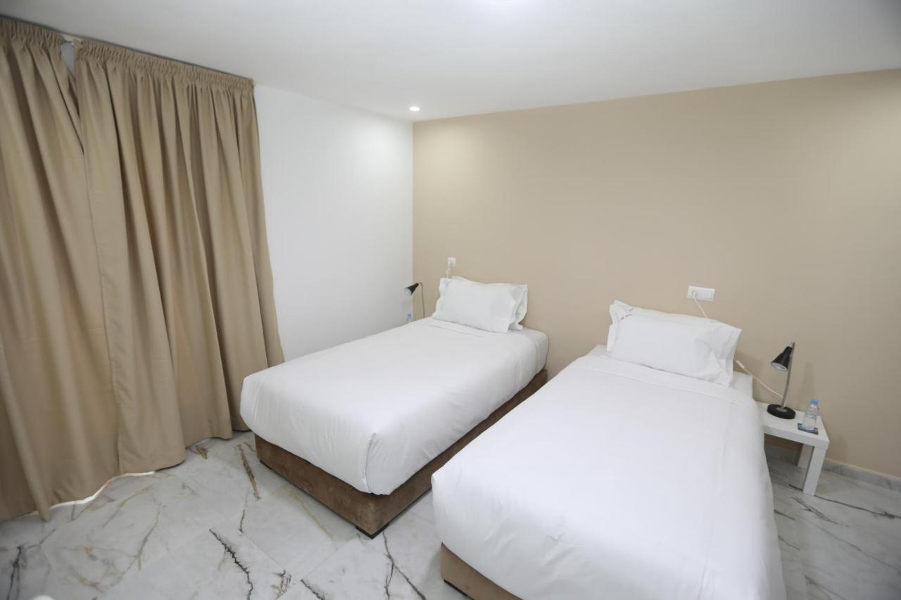 Mji Group Hotel ตันตัน ภายนอก รูปภาพ